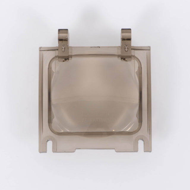 Couvert pour pompe creusée