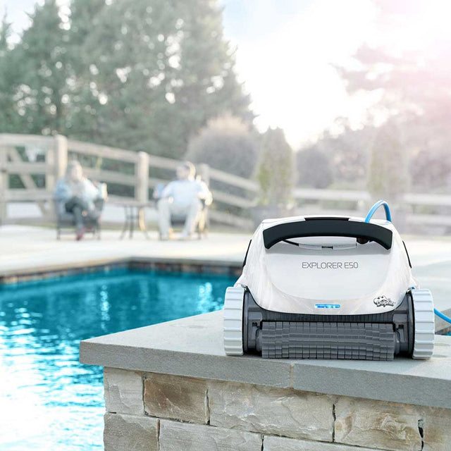 Maytronics Dolphin Explorer E50 - Robot Nettoyeur pour Piscine Creusée