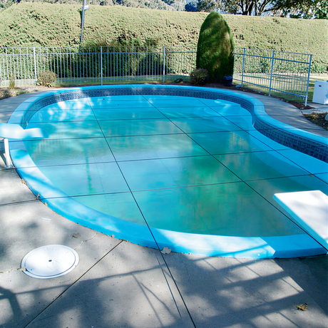 Système d'Élastiques pour Filet Mesh de Piscine Creusée